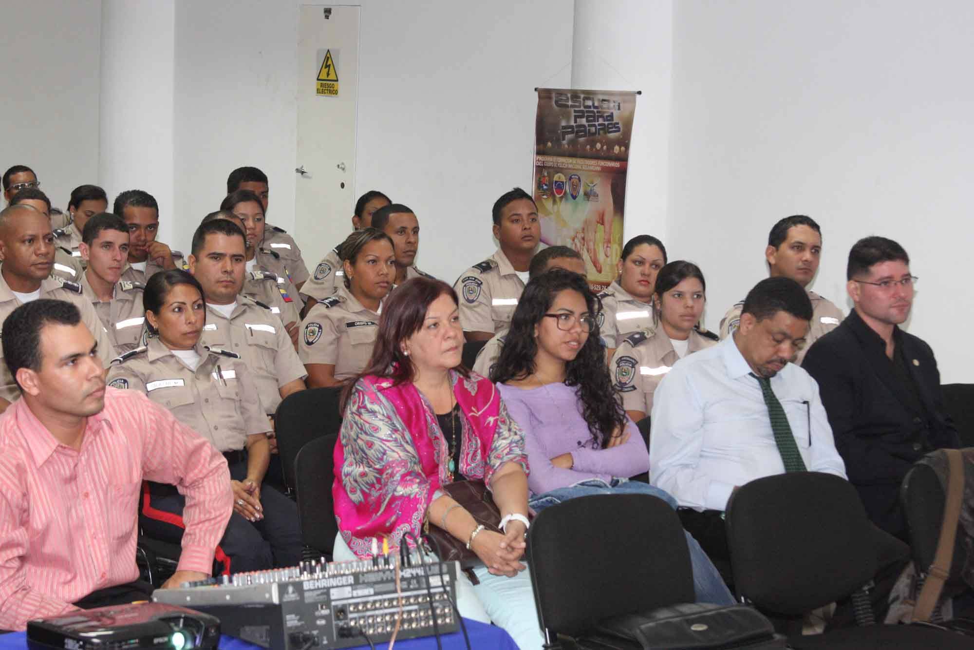 00 Portada de la formacion seminario en caracas a funcionarios cpnb y pastores el formados magister Wuilmar J Lorca y el patrocinan General Manuel Eduardo Perez Urdaneta actualizado al 2023 foto 47