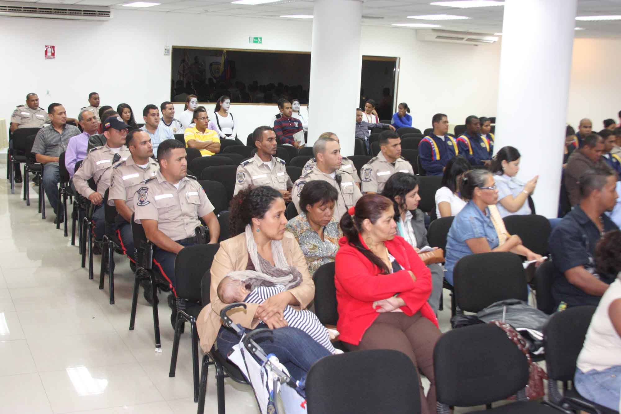 00 Portada de la formacion seminario en caracas a funcionarios cpnb y pastores el formados magister Wuilmar J Lorca y el patrocinan General Manuel Eduardo Perez Urdaneta actualizado al 2023 foto 9