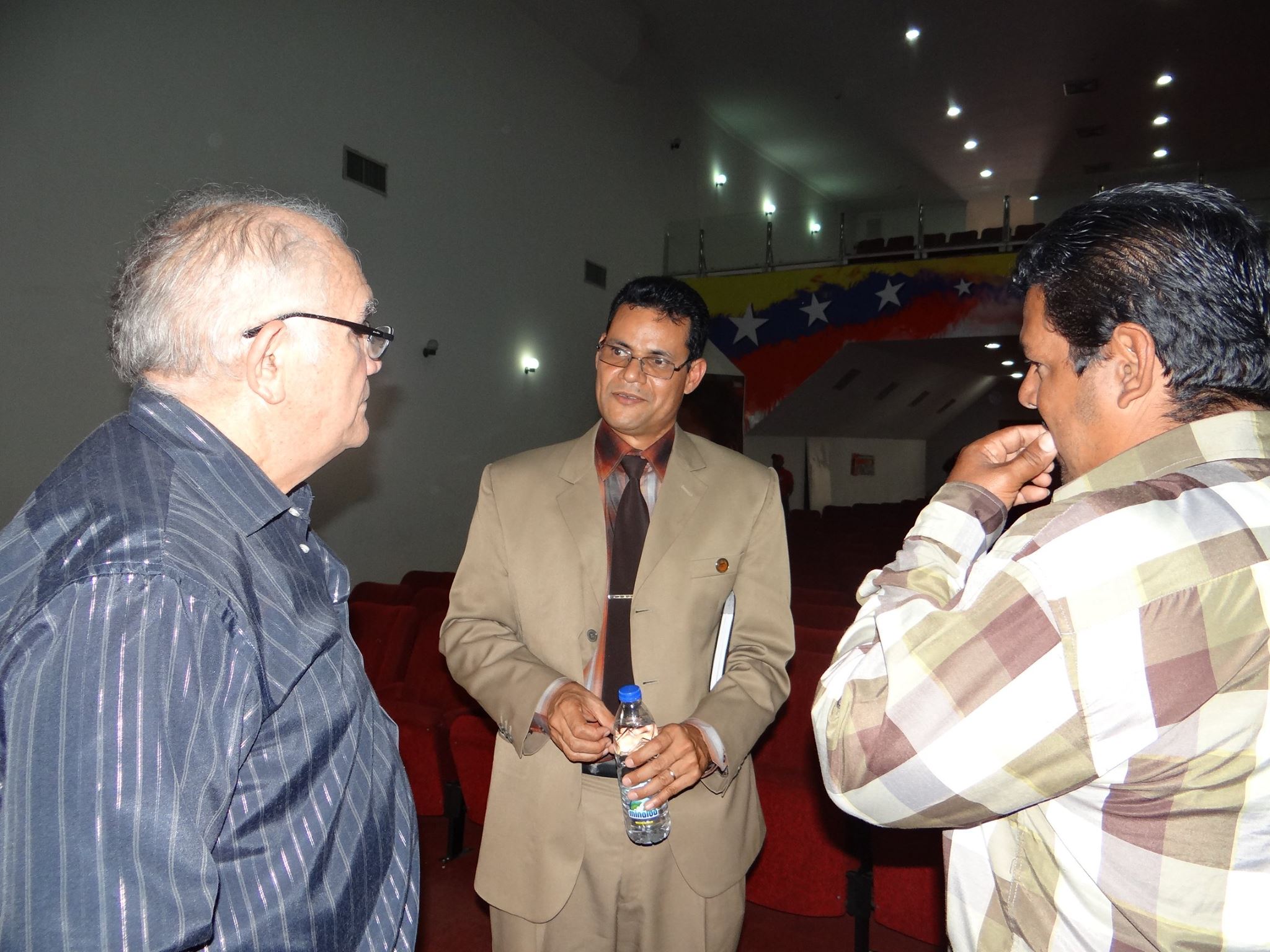 00 Portada de la formacion seminario en el estado Guárico mas 30 instituciones publicas con el gobernador el formados magister Wuilmar J Lorca y el patrocinan General Manuel Eduardo Perez Urdaneta foto actualizado al 2023 foto 33