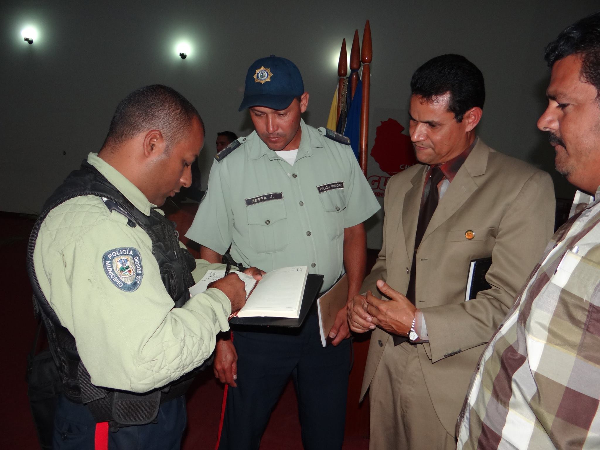 00 Portada de la formacion seminario en el estado Guárico mas 30 instituciones publicas con el gobernador el formados magister Wuilmar J Lorca y el patrocinan General Manuel Eduardo Perez Urdaneta foto actualizado al 2023 foto 25